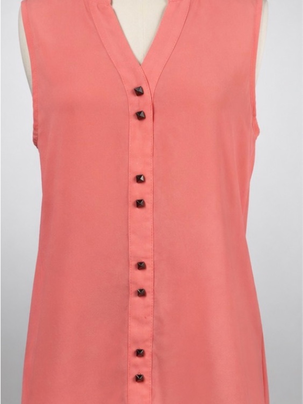 C'est Toi Coral Sleeveless High-Low V-Neck Blouse